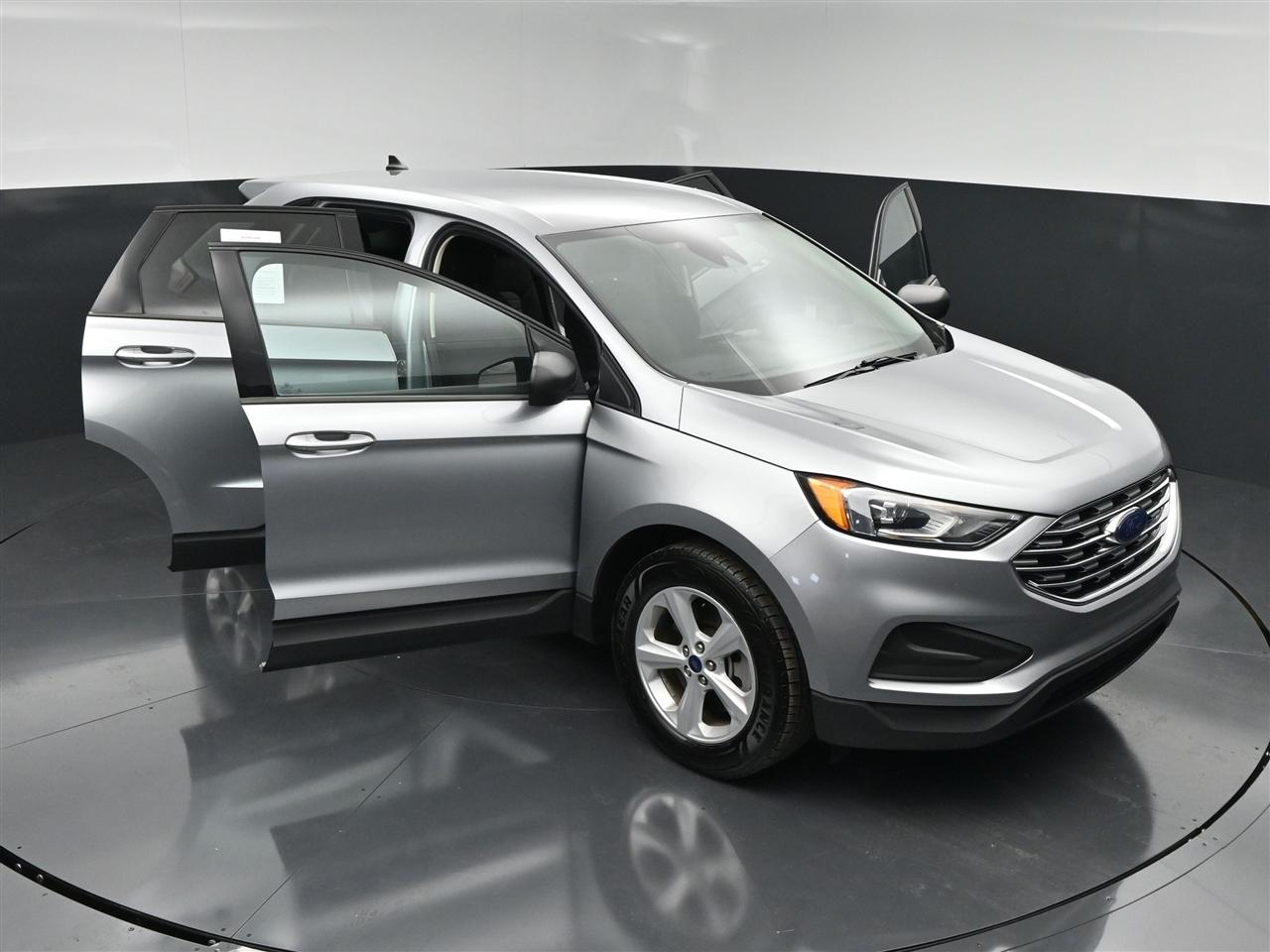 Ford Edge SE FWD 2021