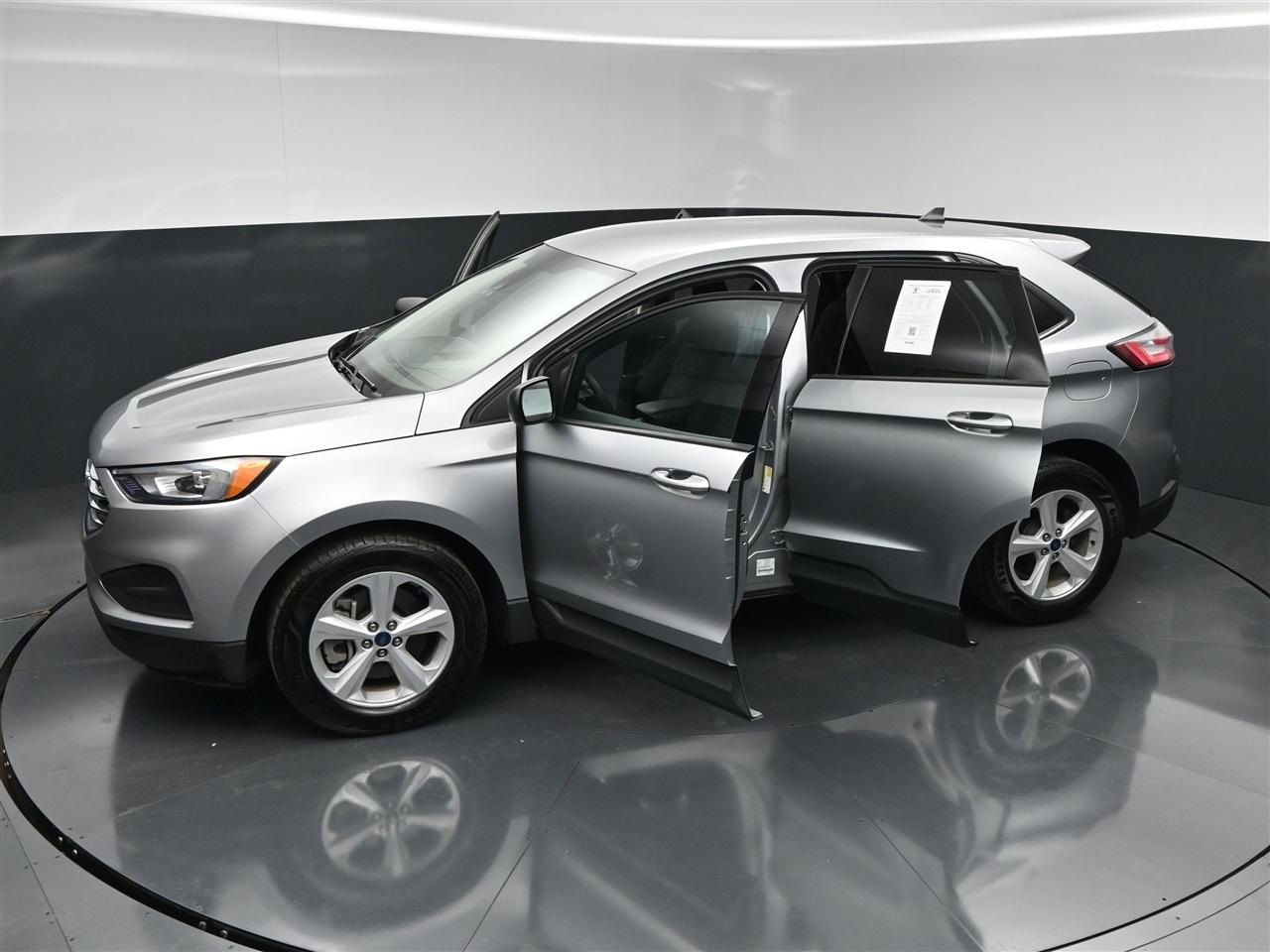 Ford Edge SE FWD 2021