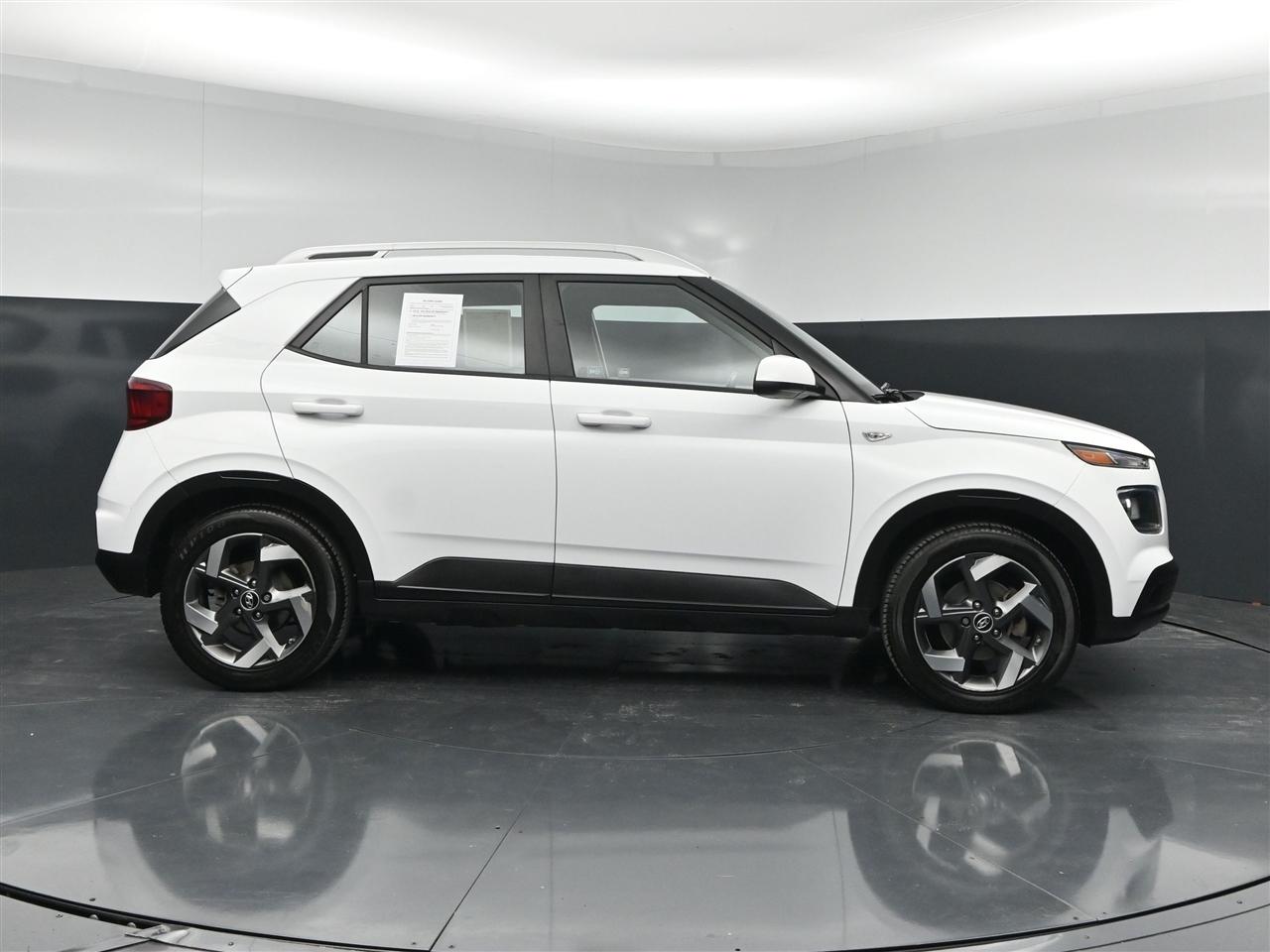 Hyundai Venue SEL 2021