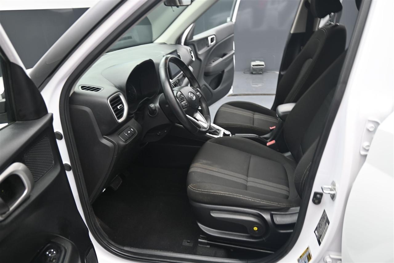 Hyundai Venue SEL 2021
