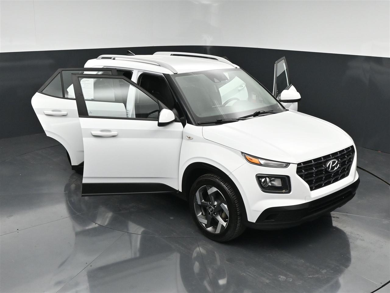 Hyundai Venue SEL 2021
