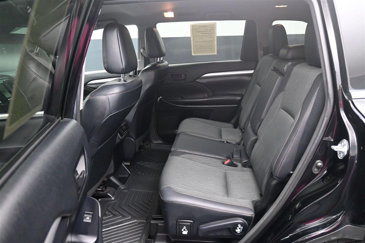 Toyota Highlander LE Plus AWD V6 2018