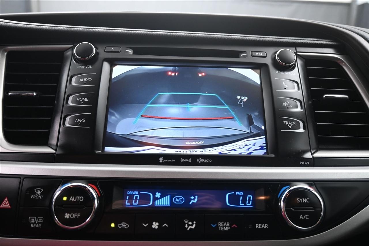 Toyota Highlander LE Plus AWD V6 2018