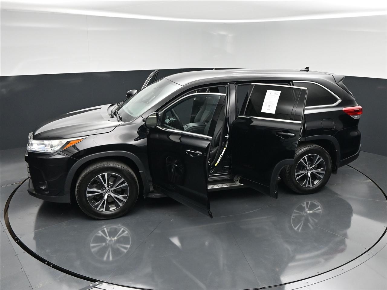 Toyota Highlander LE Plus AWD V6 2018