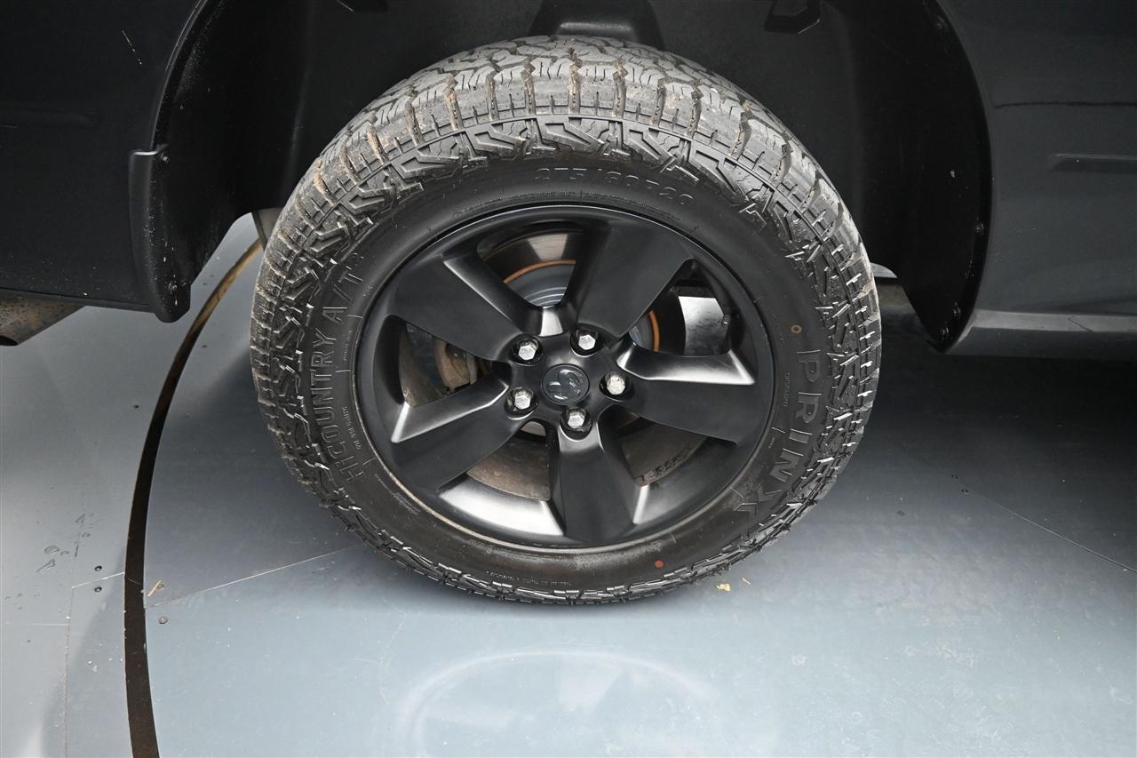 RAM 1500 Tradesman Quad Cab 4WD 2018