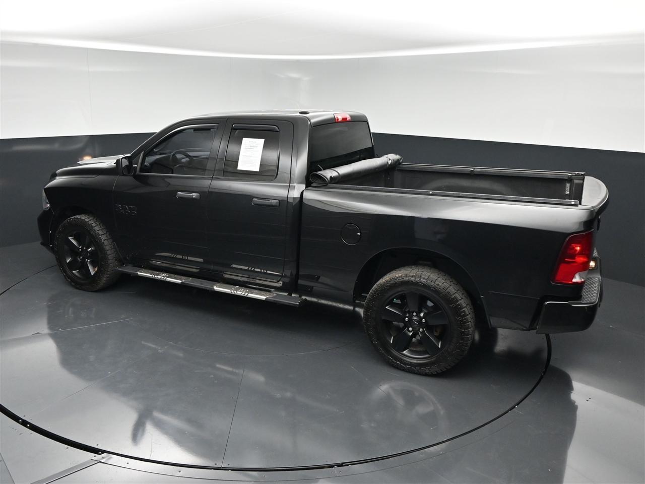 RAM 1500 Tradesman Quad Cab 4WD 2018
