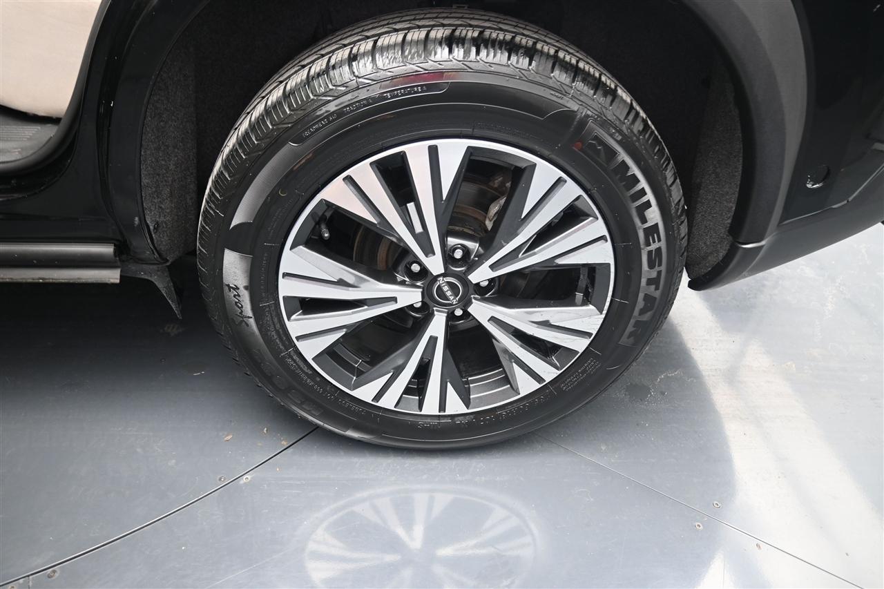 Nissan Rogue SV 2023