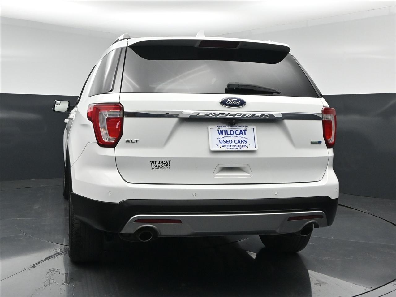 Ford Explorer XLT 4WD 2016