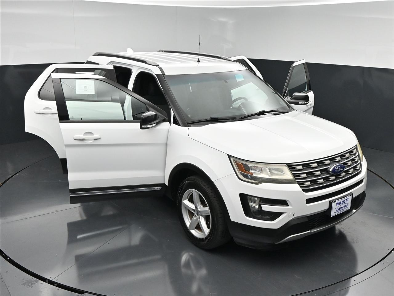 Ford Explorer XLT 4WD 2016