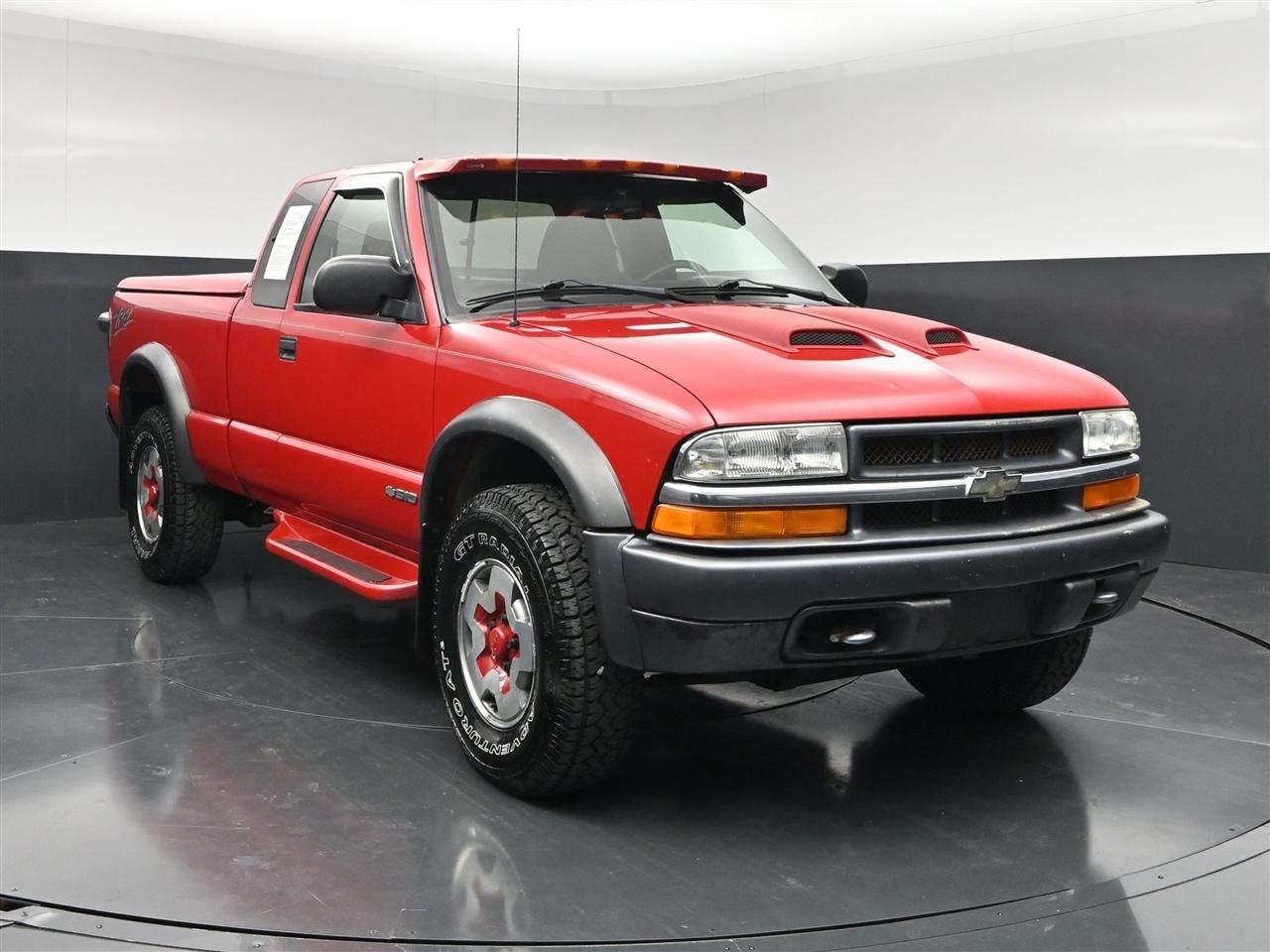 Chevrolet S10 Pickup LS Ext. Cab 4WD 2002