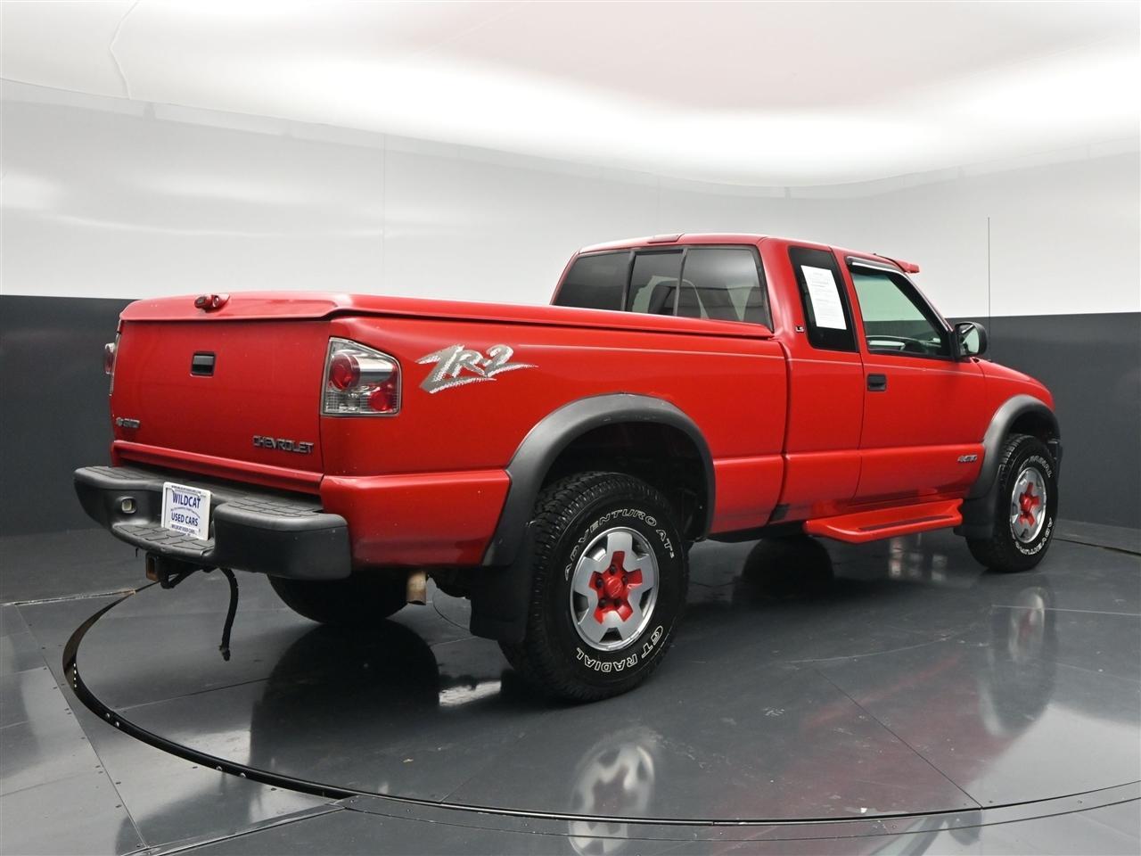 Chevrolet S10 Pickup LS Ext. Cab 4WD 2002