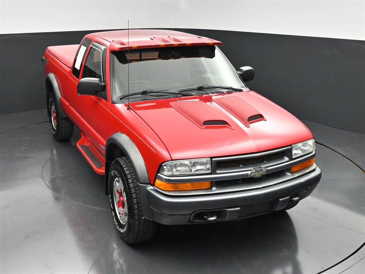 Chevrolet S10 Pickup LS Ext. Cab 4WD 2002