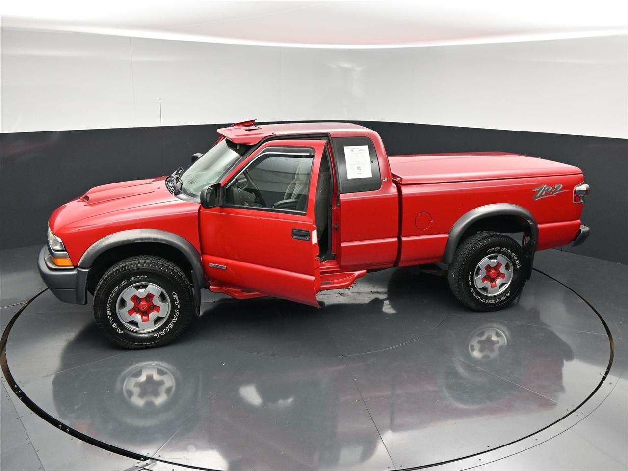 Chevrolet S10 Pickup LS Ext. Cab 4WD 2002