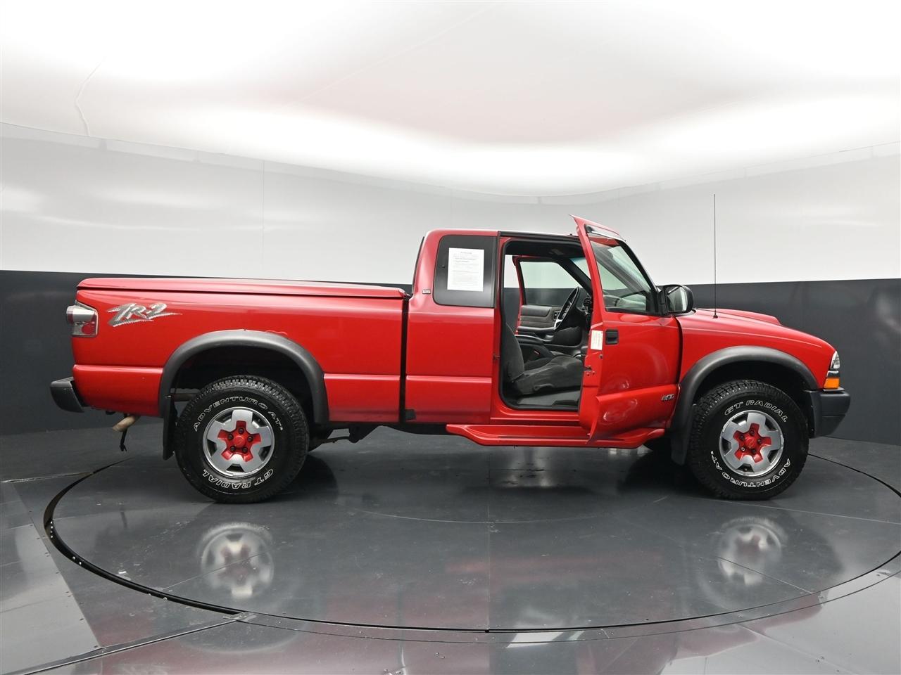 Chevrolet S10 Pickup LS Ext. Cab 4WD 2002