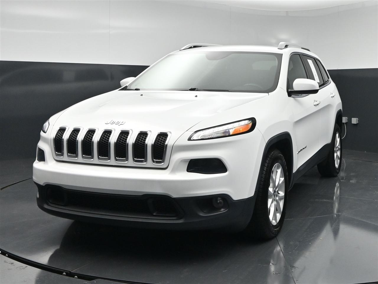 Jeep Cherokee Latitude FWD 2016