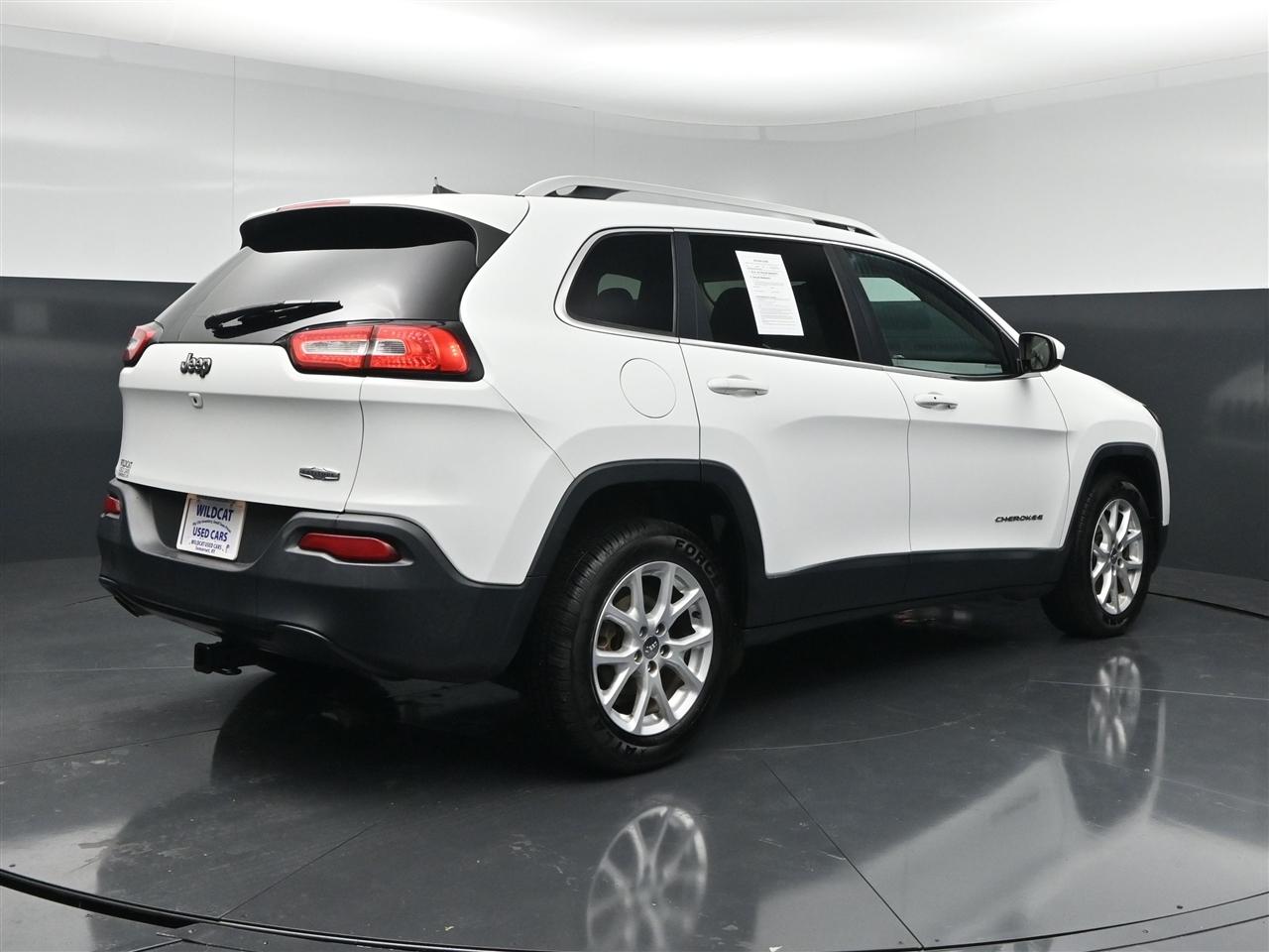 Jeep Cherokee Latitude FWD 2016