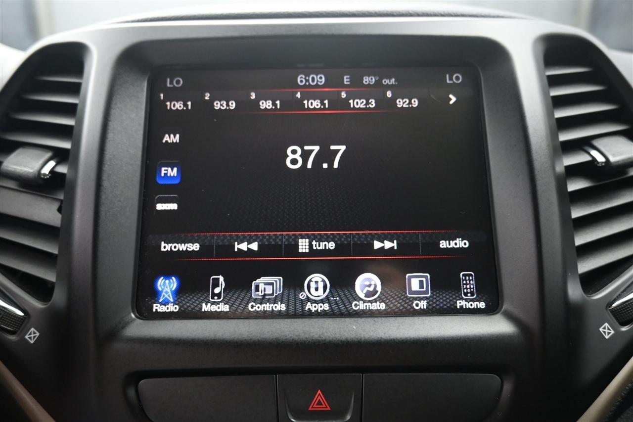 Jeep Cherokee Latitude FWD 2016