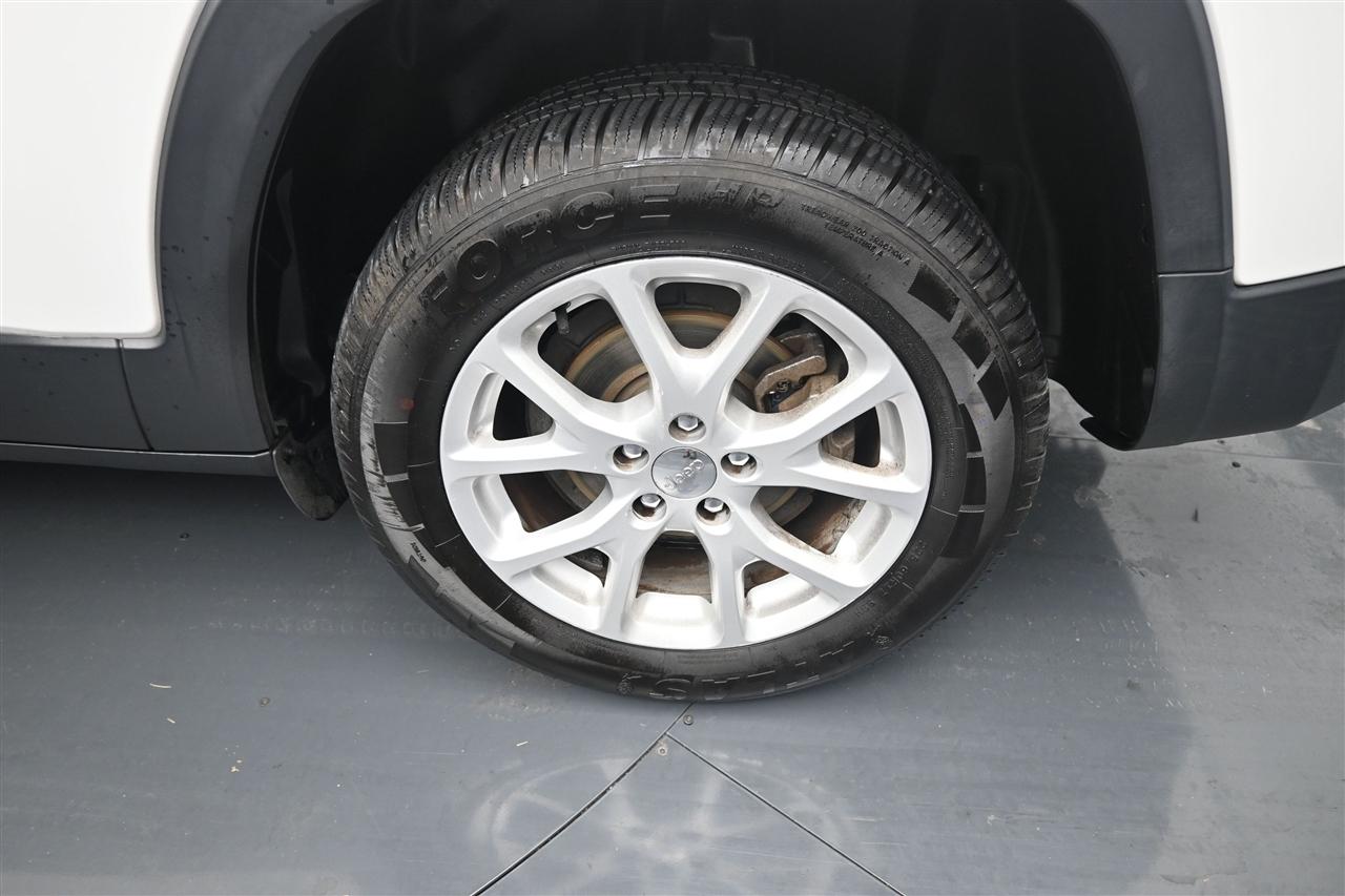 Jeep Cherokee Latitude FWD 2016