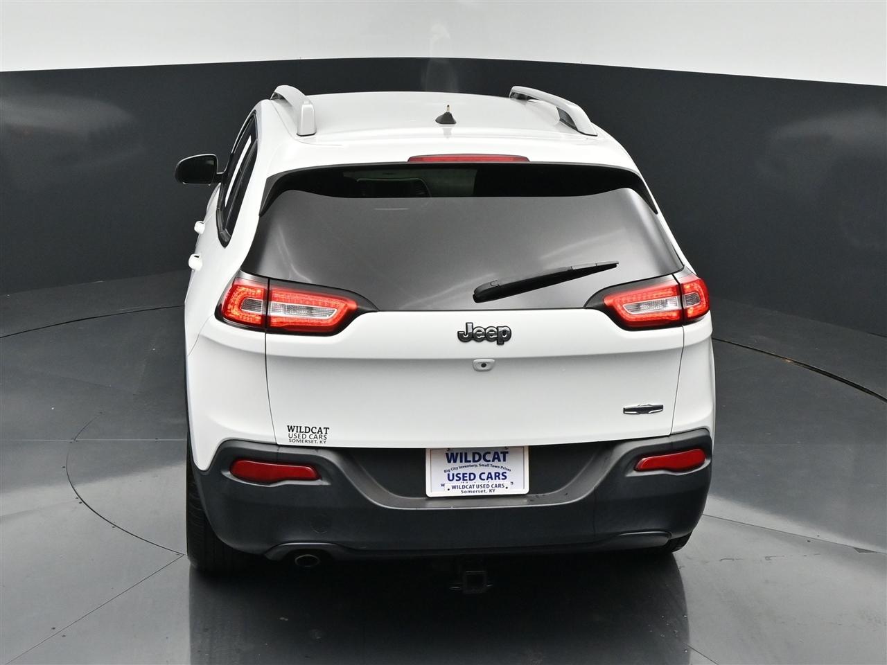 Jeep Cherokee Latitude FWD 2016