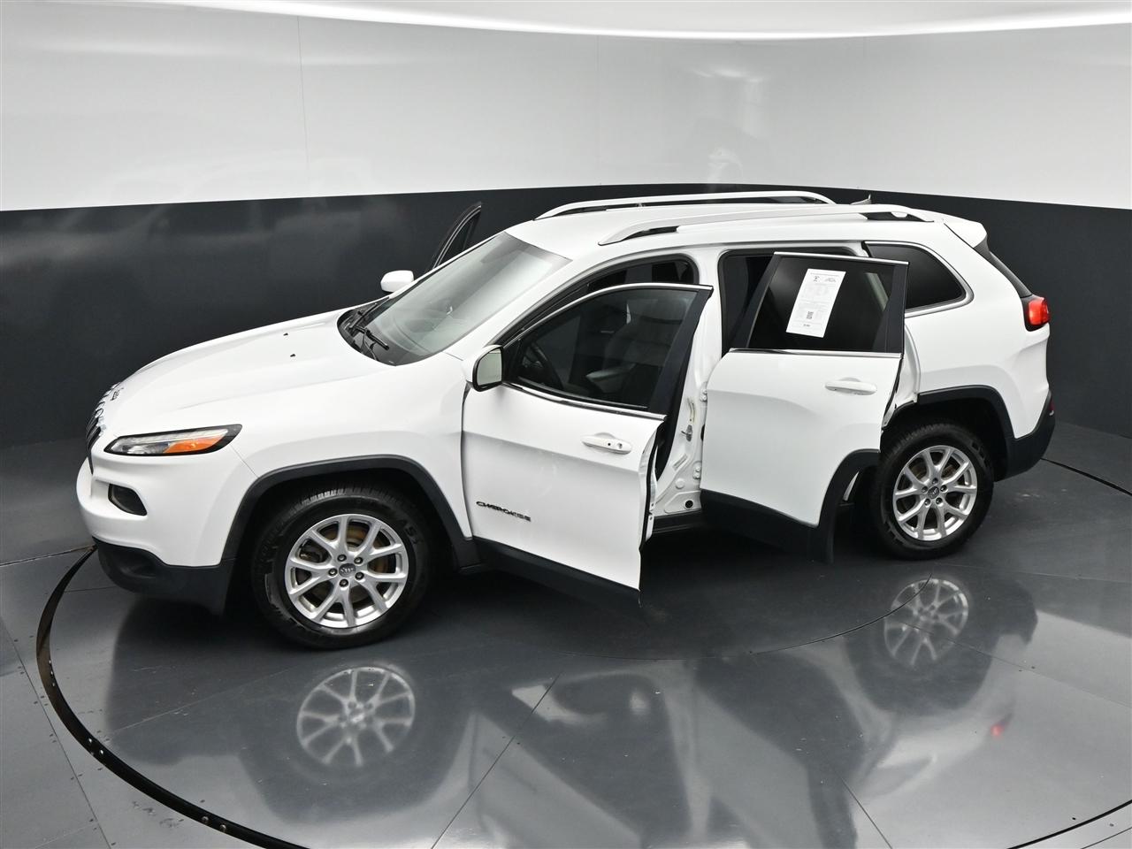 Jeep Cherokee Latitude FWD 2016