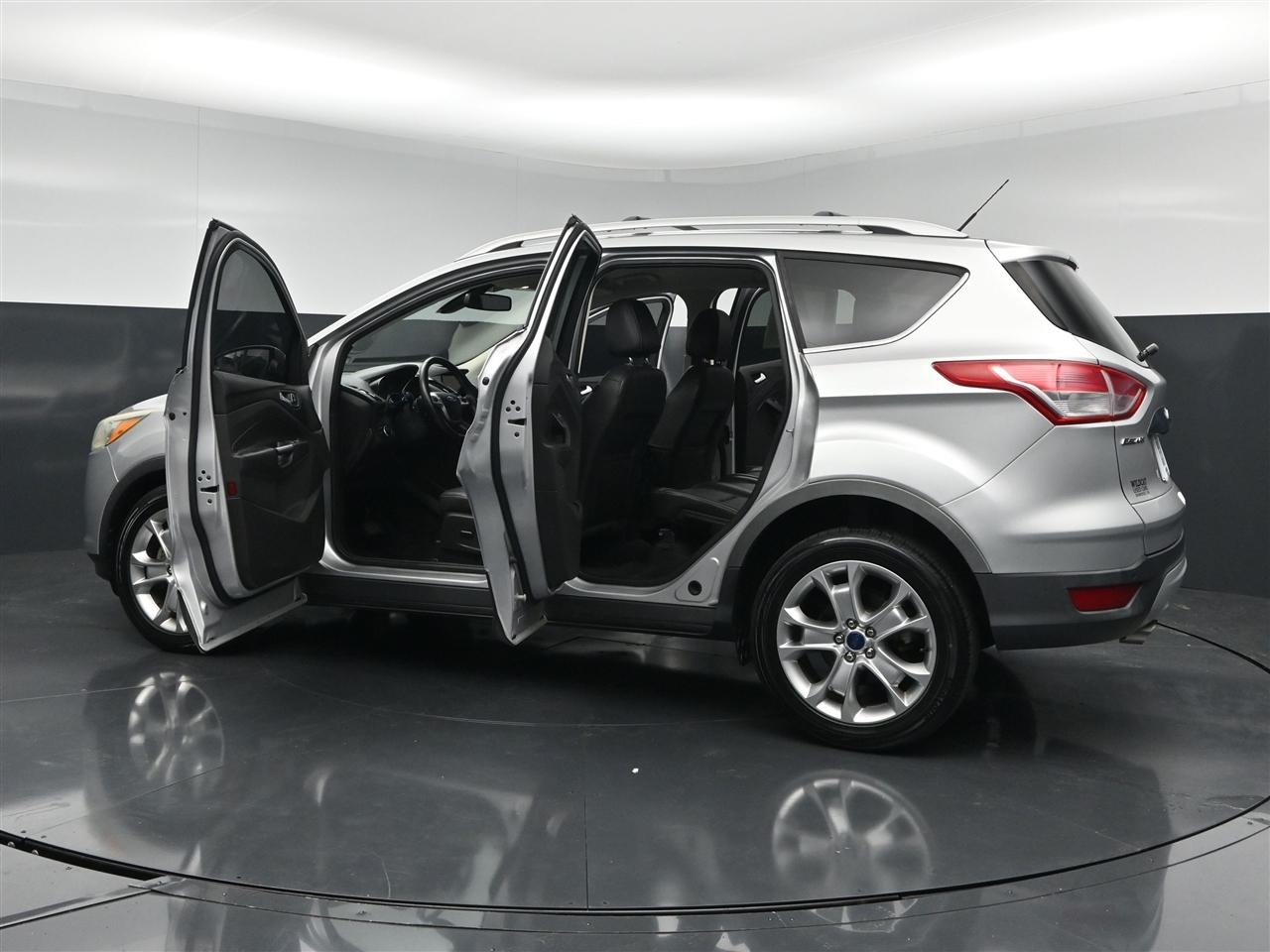 Ford Escape Titanium FWD 2015