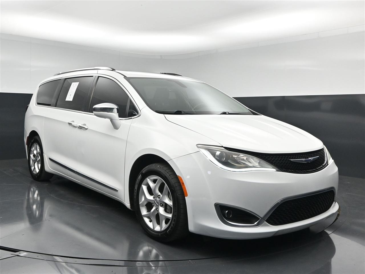 Chrysler Pacifica Limited 2020