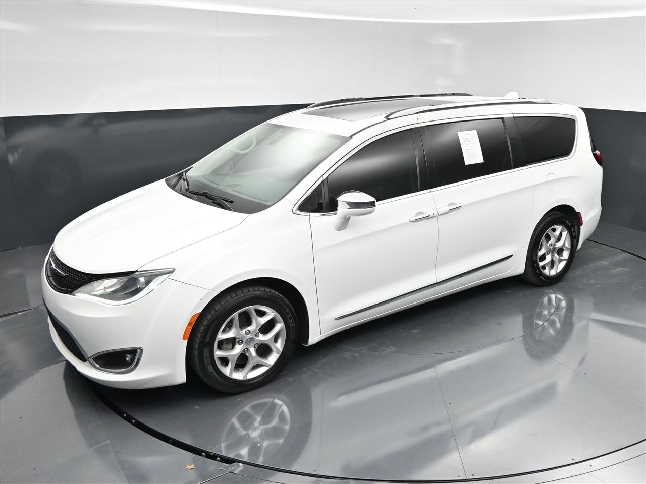 Chrysler Pacifica Limited 2020