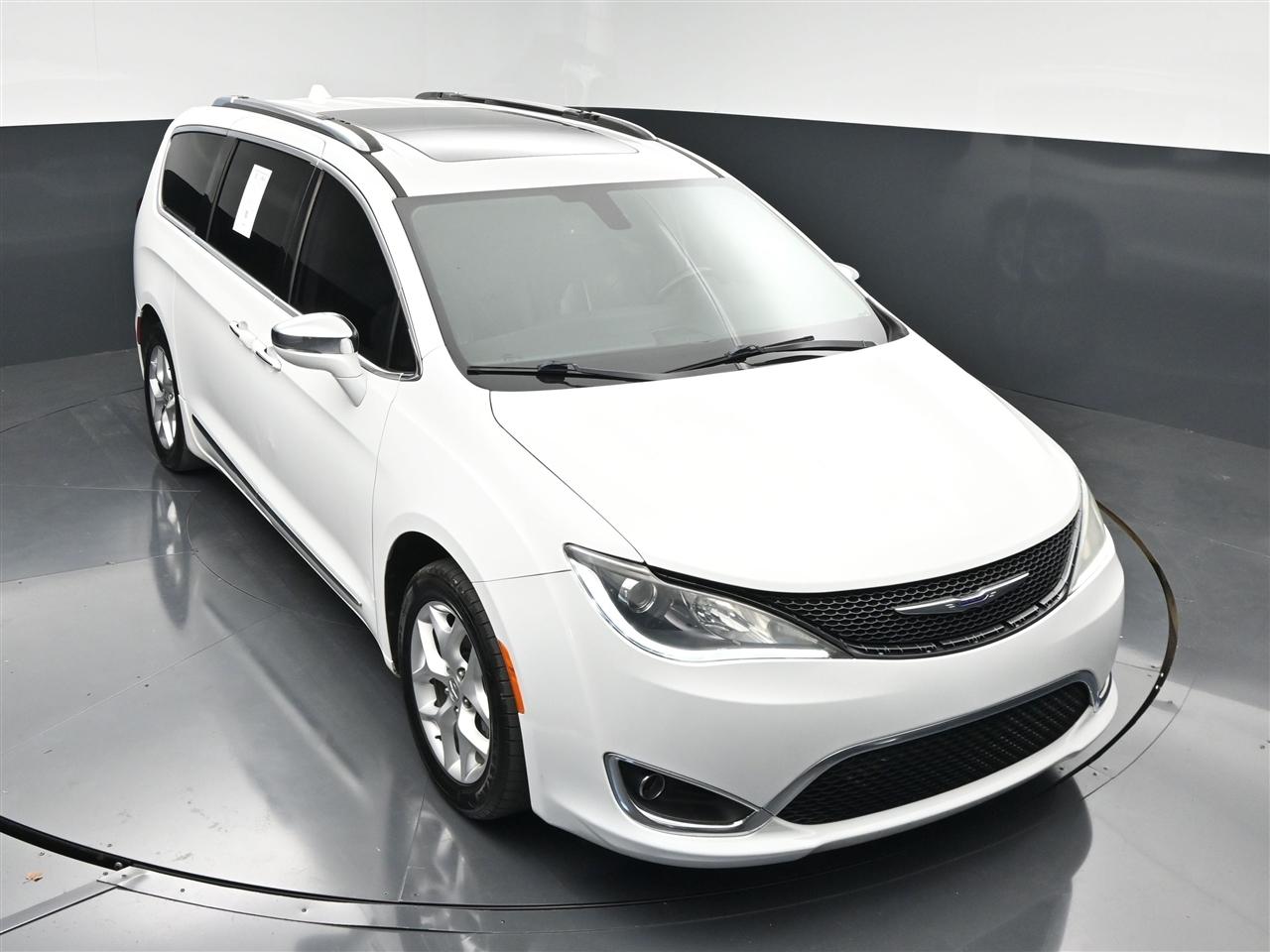 Chrysler Pacifica Limited 2020