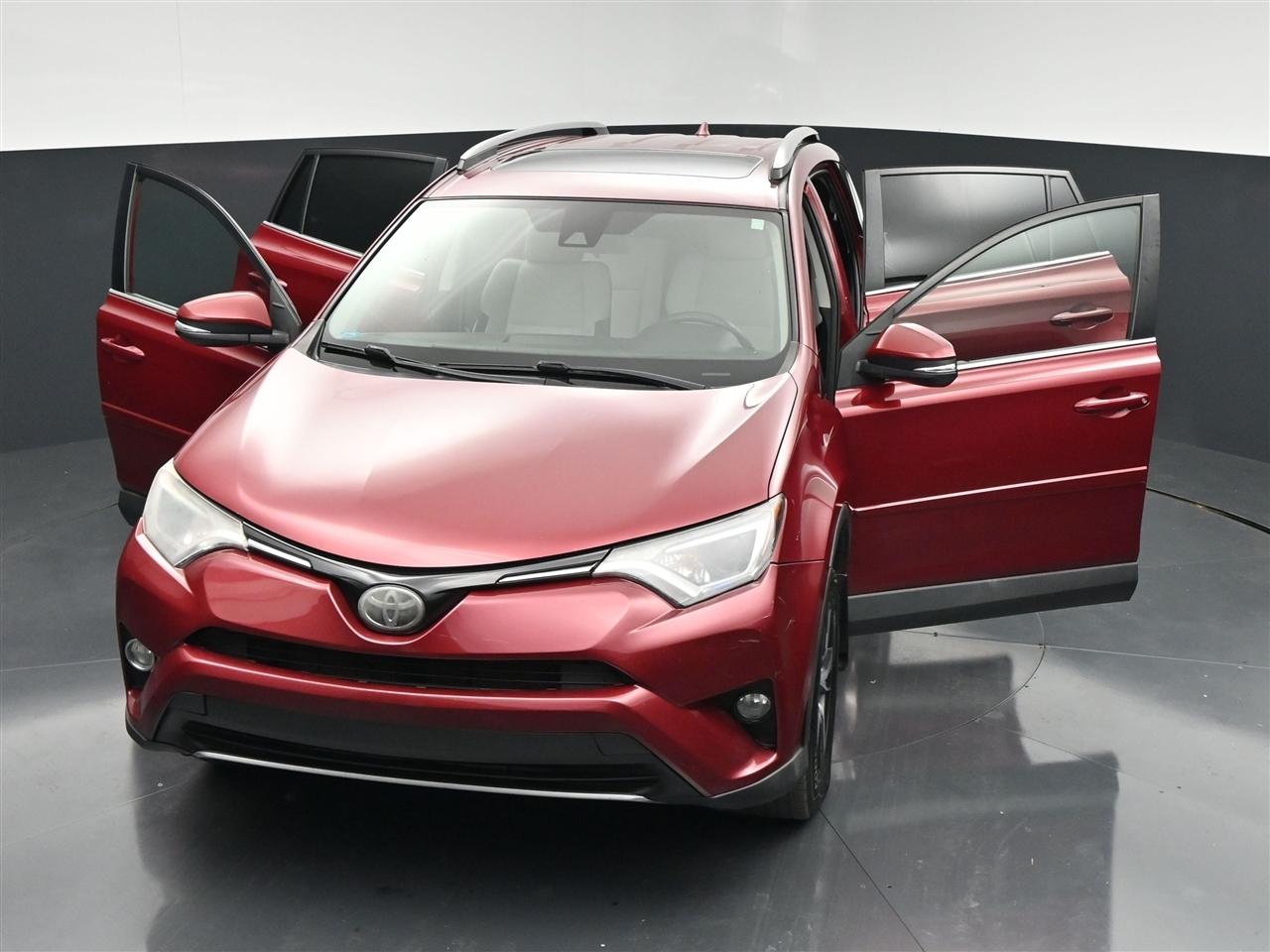 Toyota RAV4 XLE AWD 2018