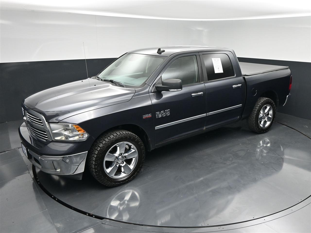RAM 1500 SLT Crew Cab SWB 4WD 2017
