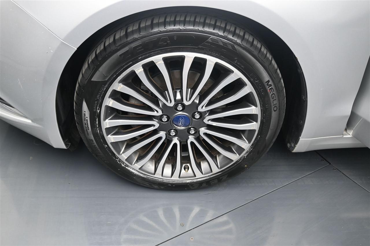 Ford Fusion Titanium AWD 2018
