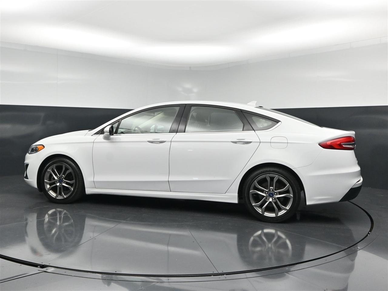 Ford Fusion SEL 2020