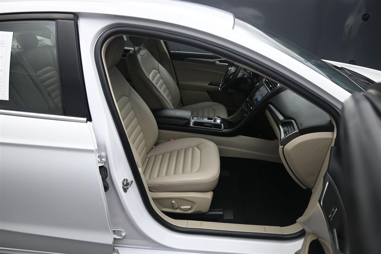 Ford Fusion SEL 2020