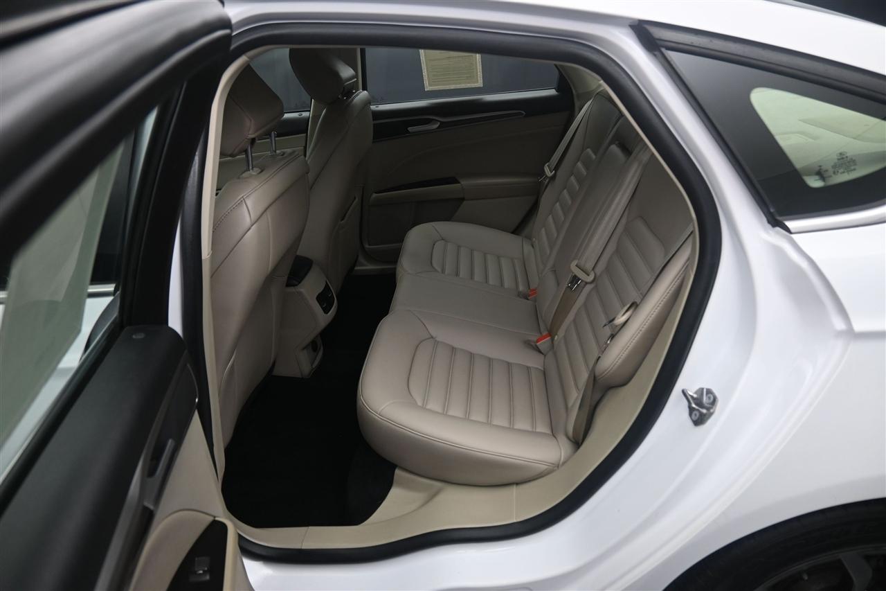 Ford Fusion SEL 2020
