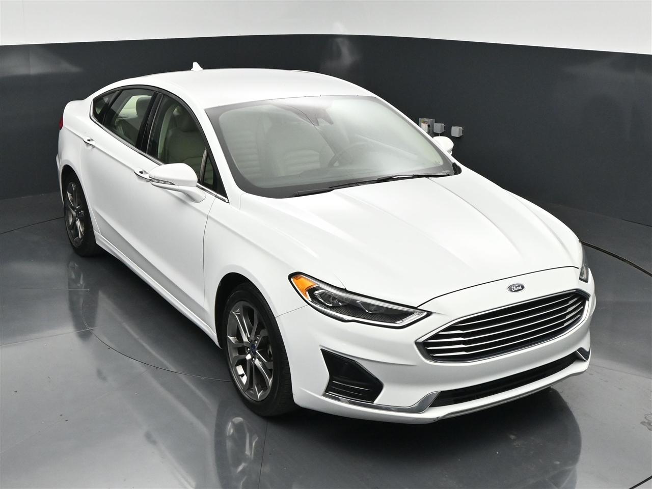 Ford Fusion SEL 2020