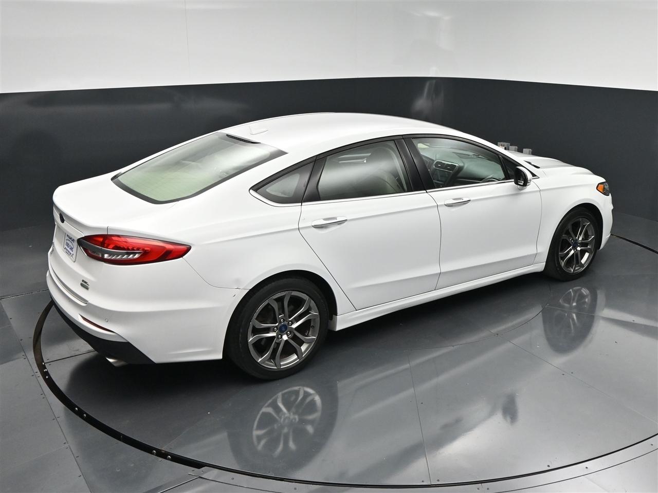 Ford Fusion SEL 2020