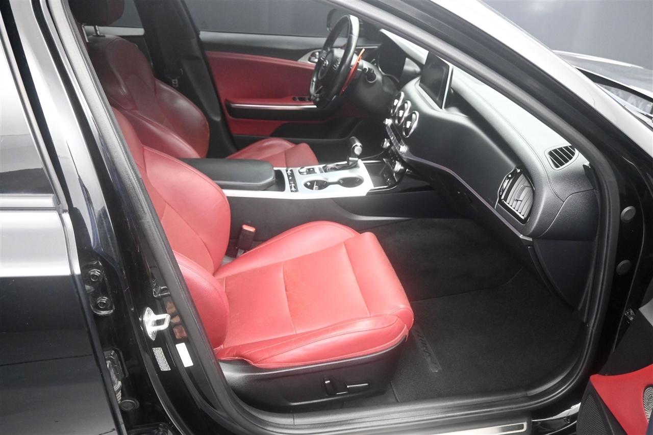 Kia Stinger GT1 2018