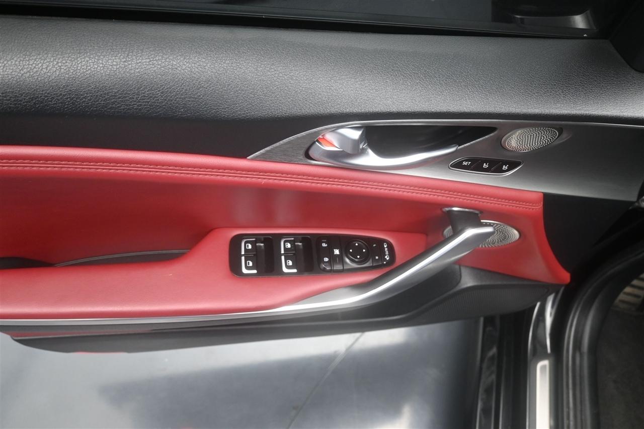 Kia Stinger GT1 2018
