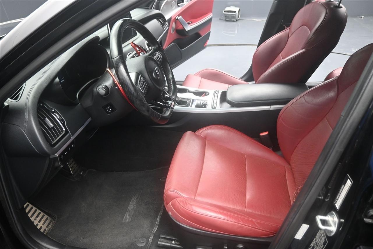 Kia Stinger GT1 2018
