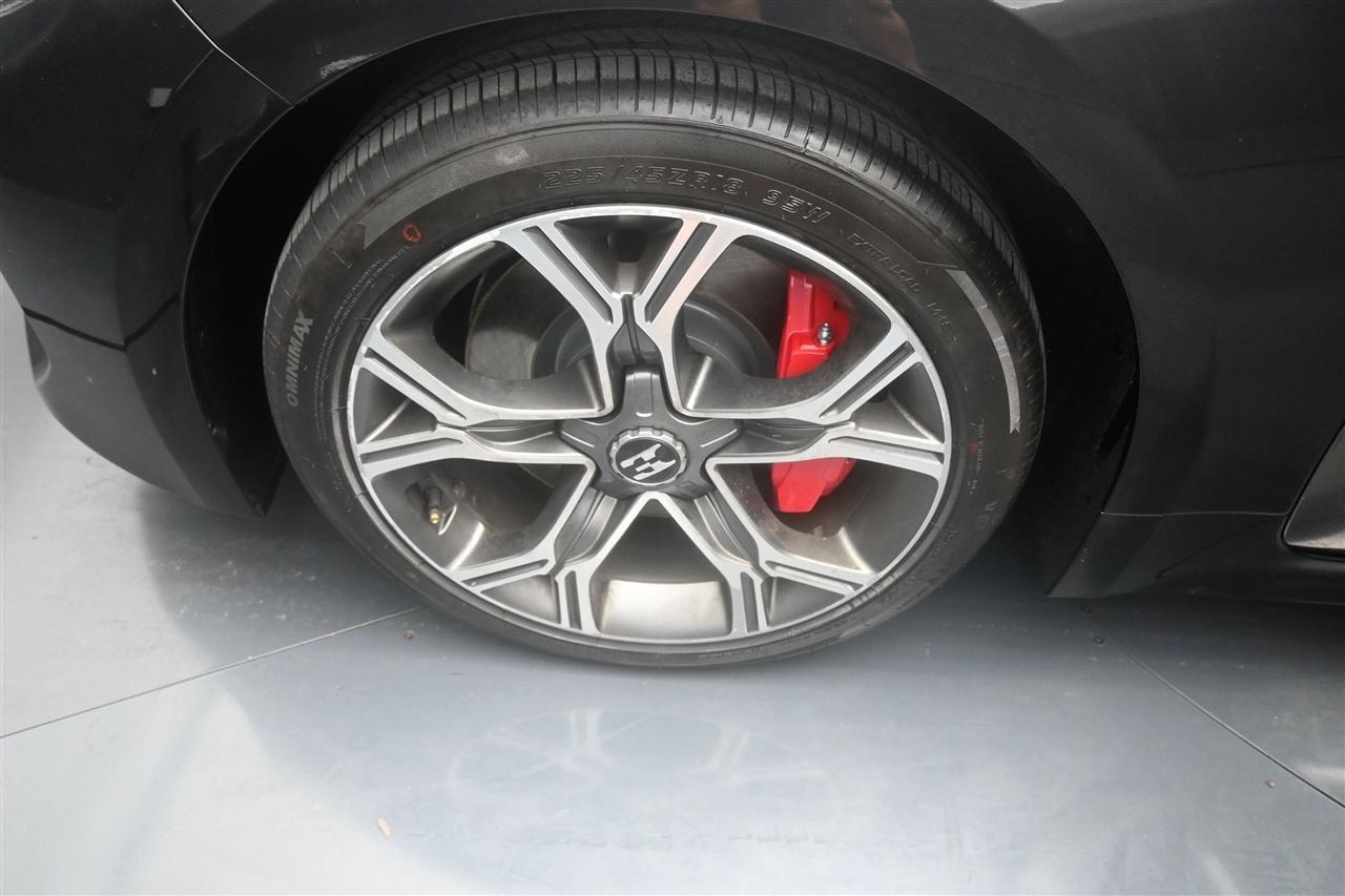 Kia Stinger GT1 2018