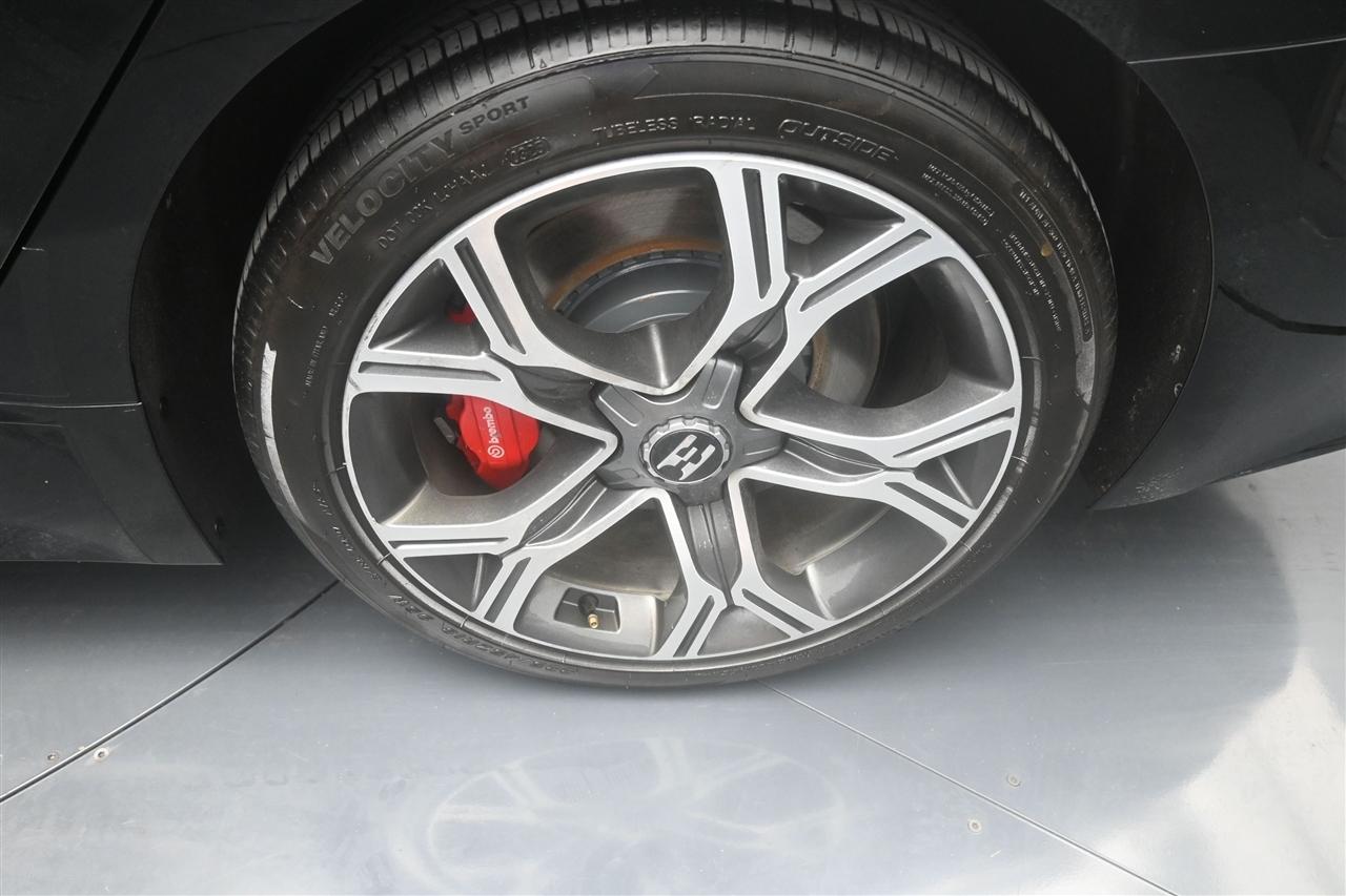 Kia Stinger GT1 2018