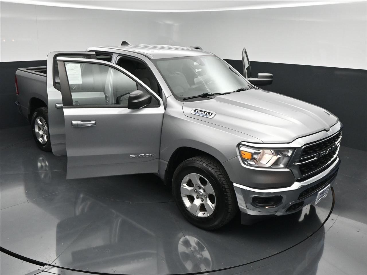 RAM 1500 Big Horn Quad Cab 2WD 2022