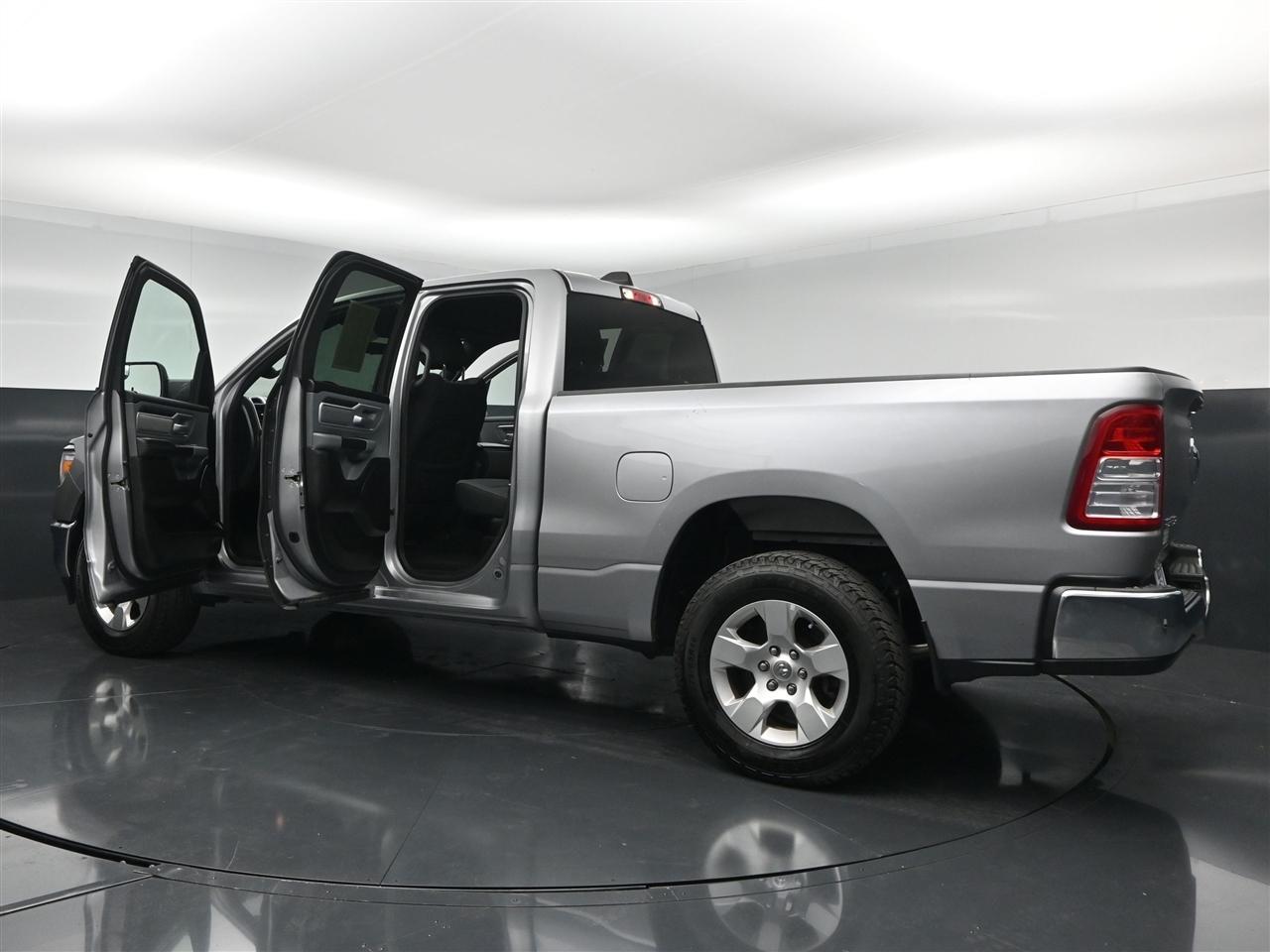RAM 1500 Big Horn Quad Cab 2WD 2022