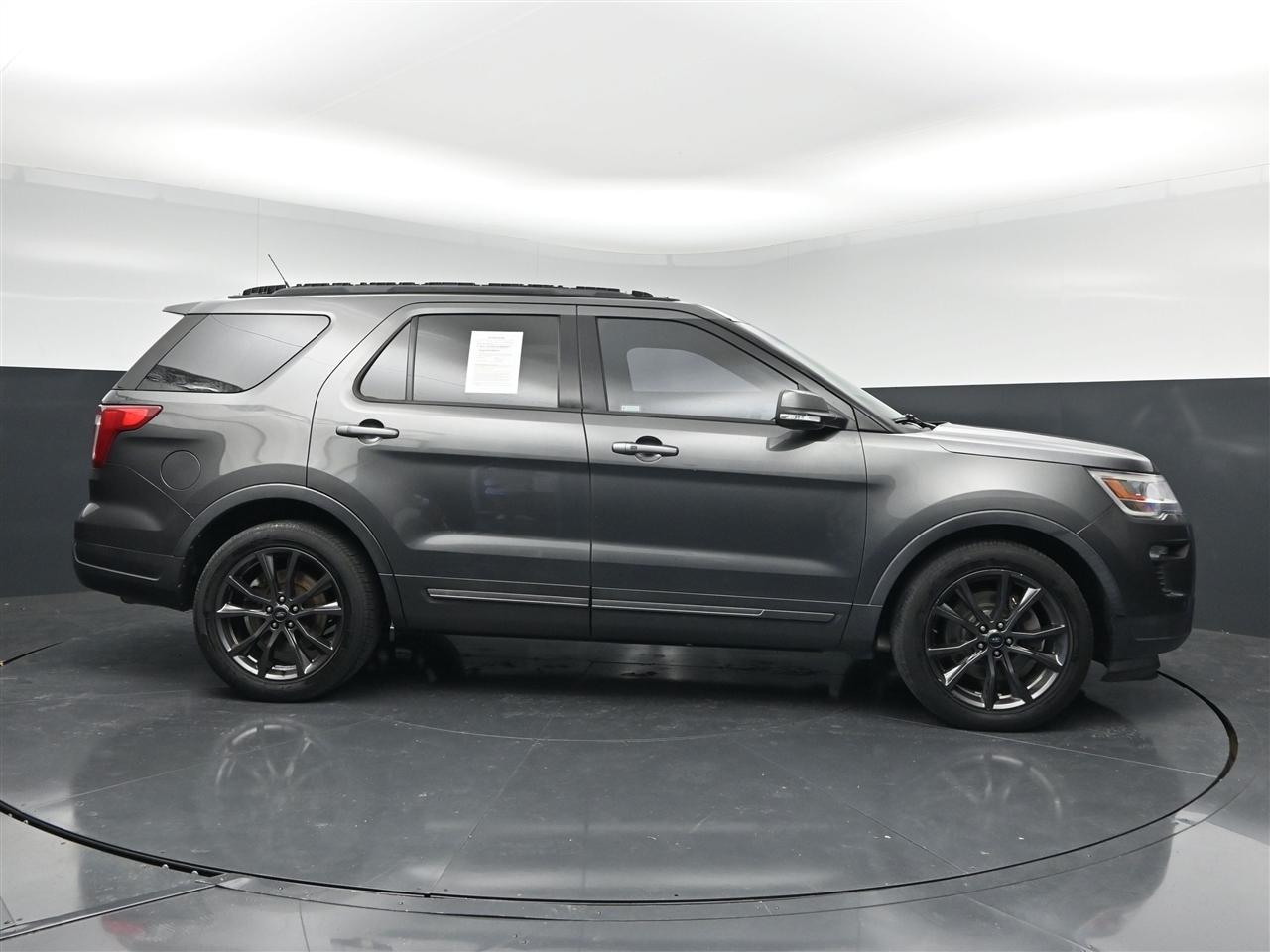 Ford Explorer XLT FWD 2018