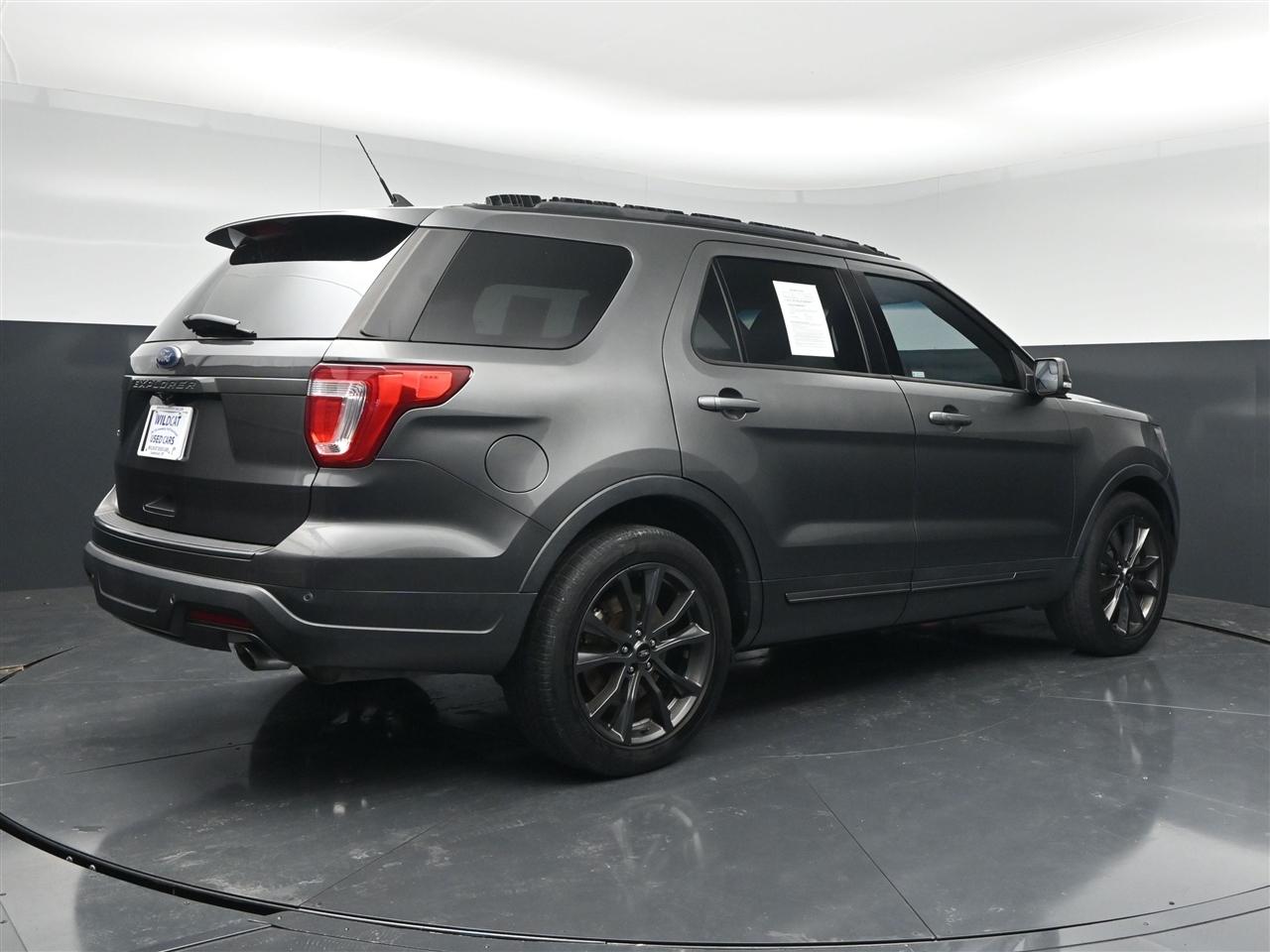 Ford Explorer XLT FWD 2018
