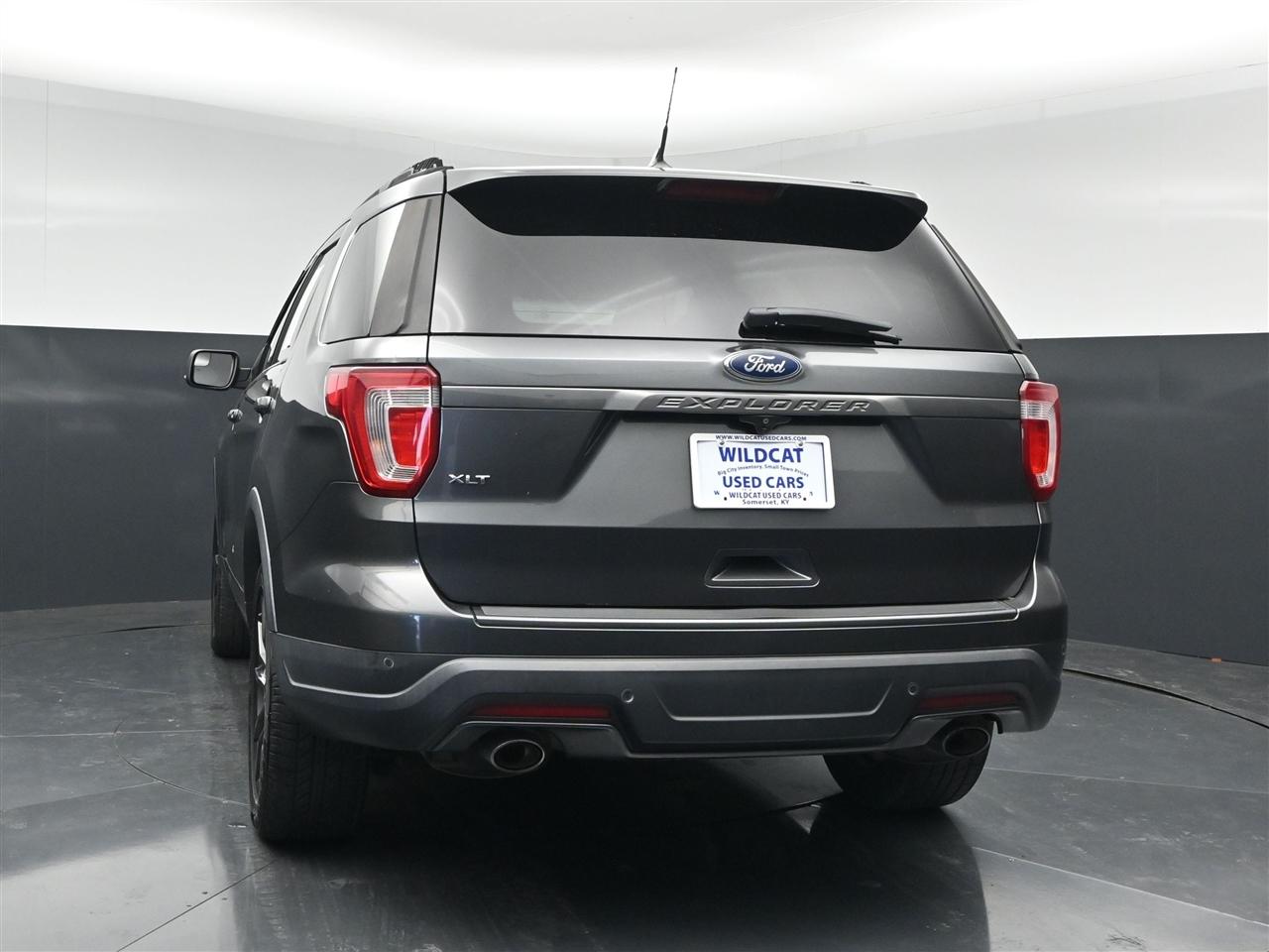 Ford Explorer XLT FWD 2018