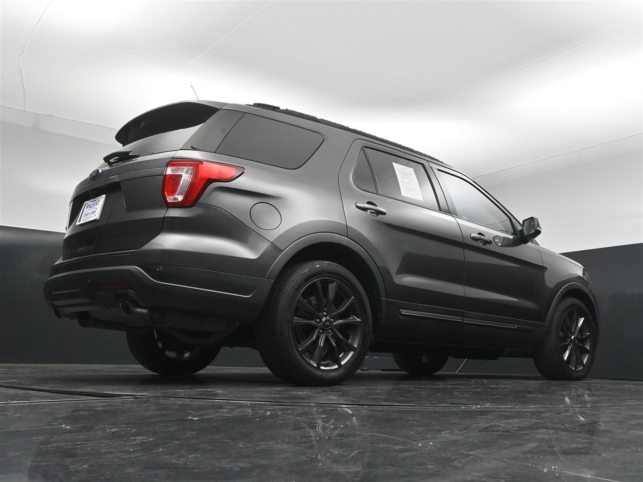 Ford Explorer XLT FWD 2018