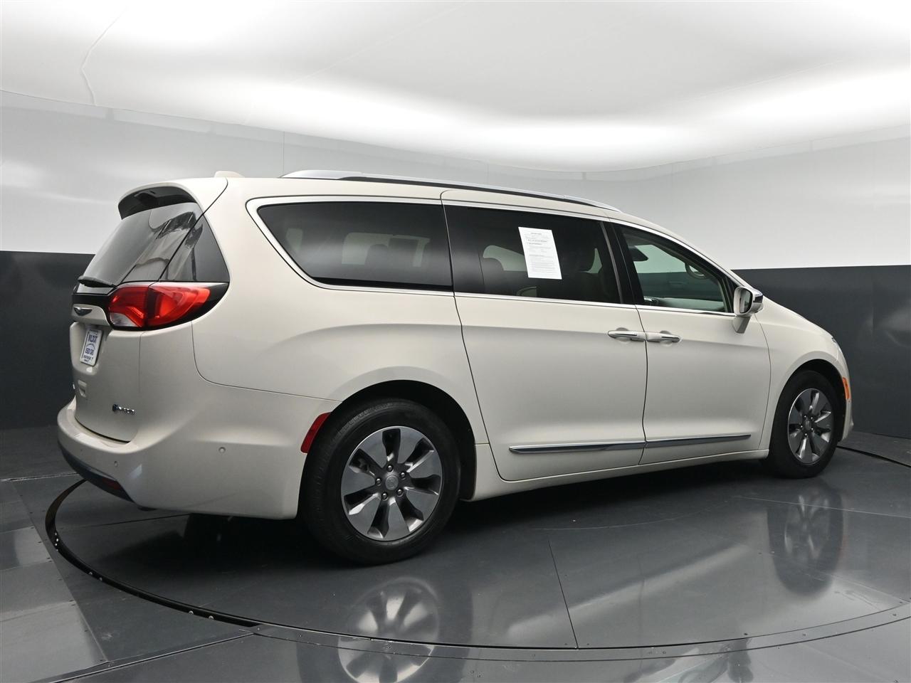 Chrysler Pacifica Hybrid Platinum 2017