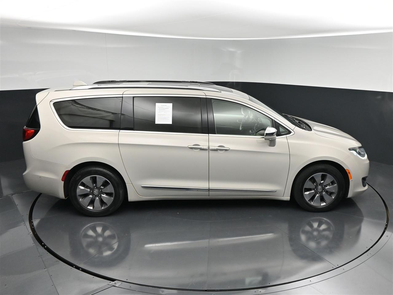 Chrysler Pacifica Hybrid Platinum 2017
