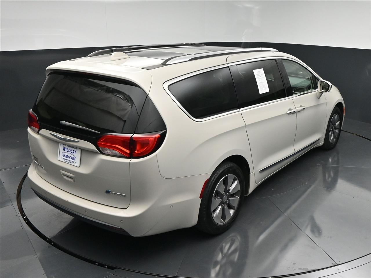 Chrysler Pacifica Hybrid Platinum 2017